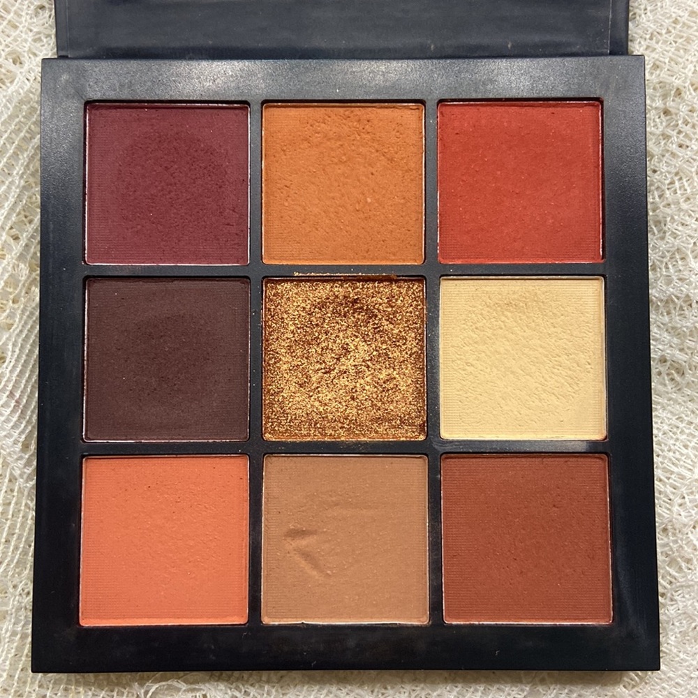 Huda Beauty Warm Brown Obsessions